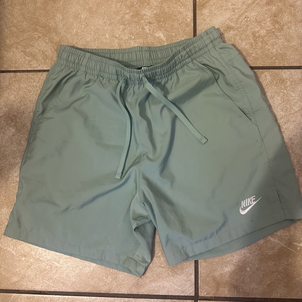 Nike Men's Green Shorts